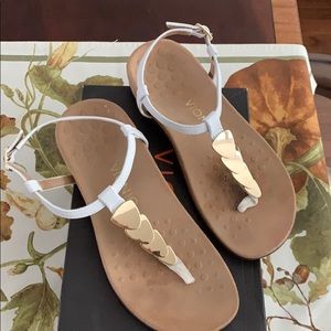 Bionic white sandals size 6.5